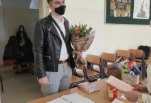 wręczenie nagród absolwentom