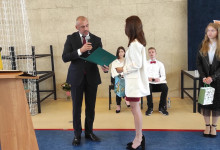 Nagroda pani Janiny Smejkalovej dla najlepszych uczniów