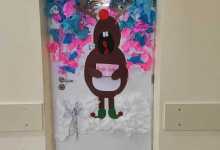 Piękne drzwi do sal lekcyjnych