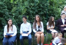 Ostrowianie śpiewają -  koncert pieśni i piosenek patriotycznych