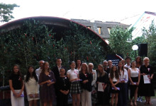 Ostrowianie śpiewają -  koncert pieśni i piosenek patriotycznych