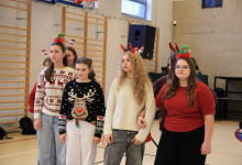 MIKOŁAJKI 2025 – Świąteczny Koncert Pierwszaków!