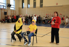 MIKOŁAJKI 2025 – Świąteczny Koncert Pierwszaków!