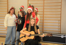 MIKOŁAJKI 2025 – Świąteczny Koncert Pierwszaków!