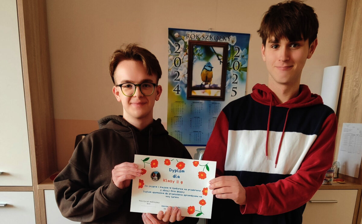 Dyplomy za najlepsze przebranie z okazji Dnia Wiosny